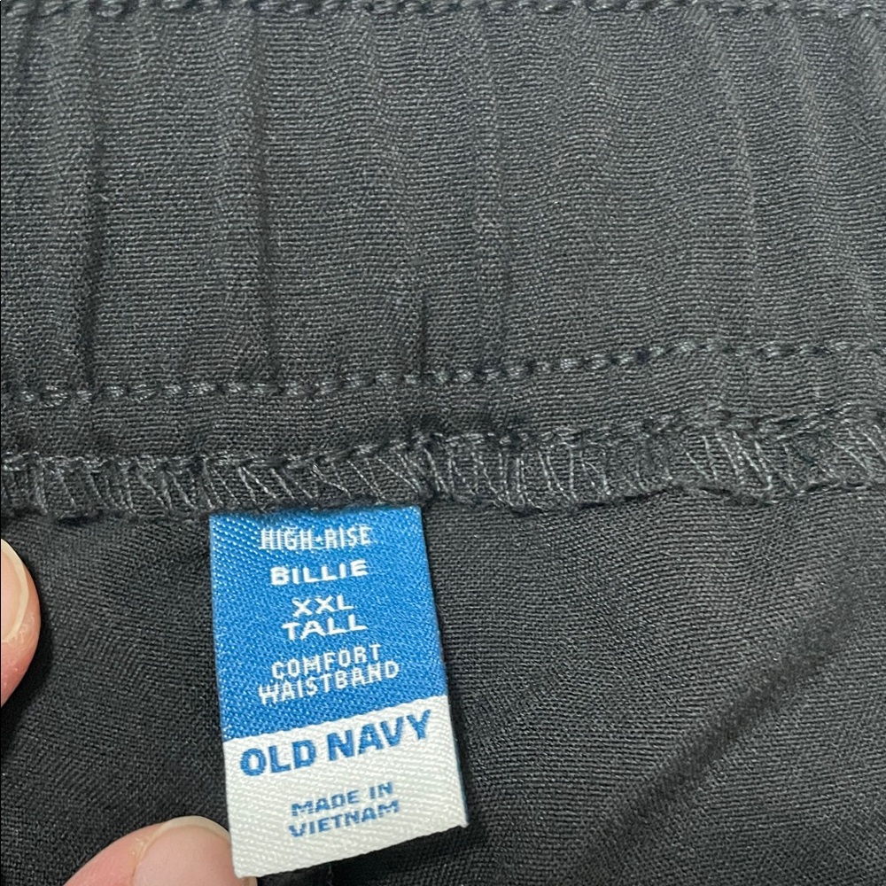 Old Navy Women's Black Trousers - Picture 2 of 3